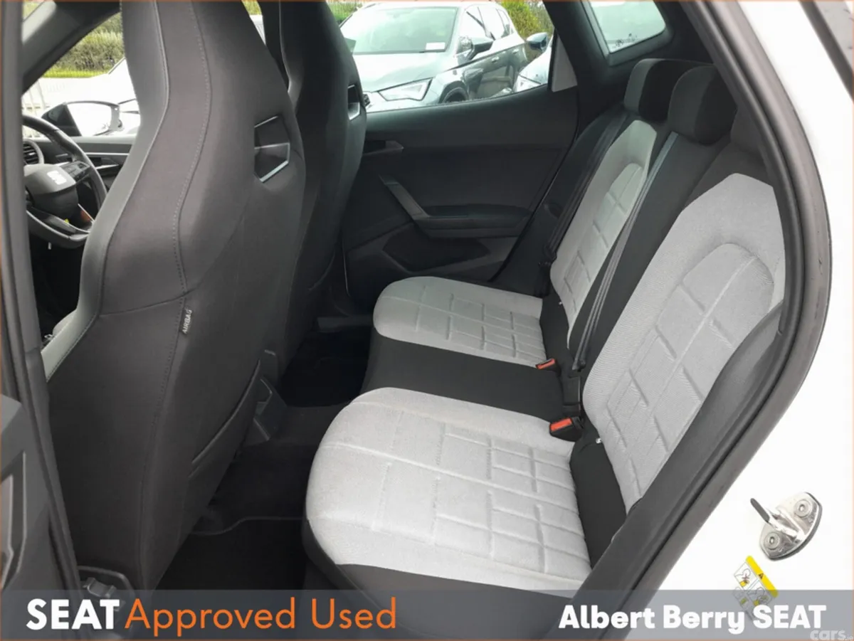 SEAT Arona Hatchback, Petrol, 2026, White