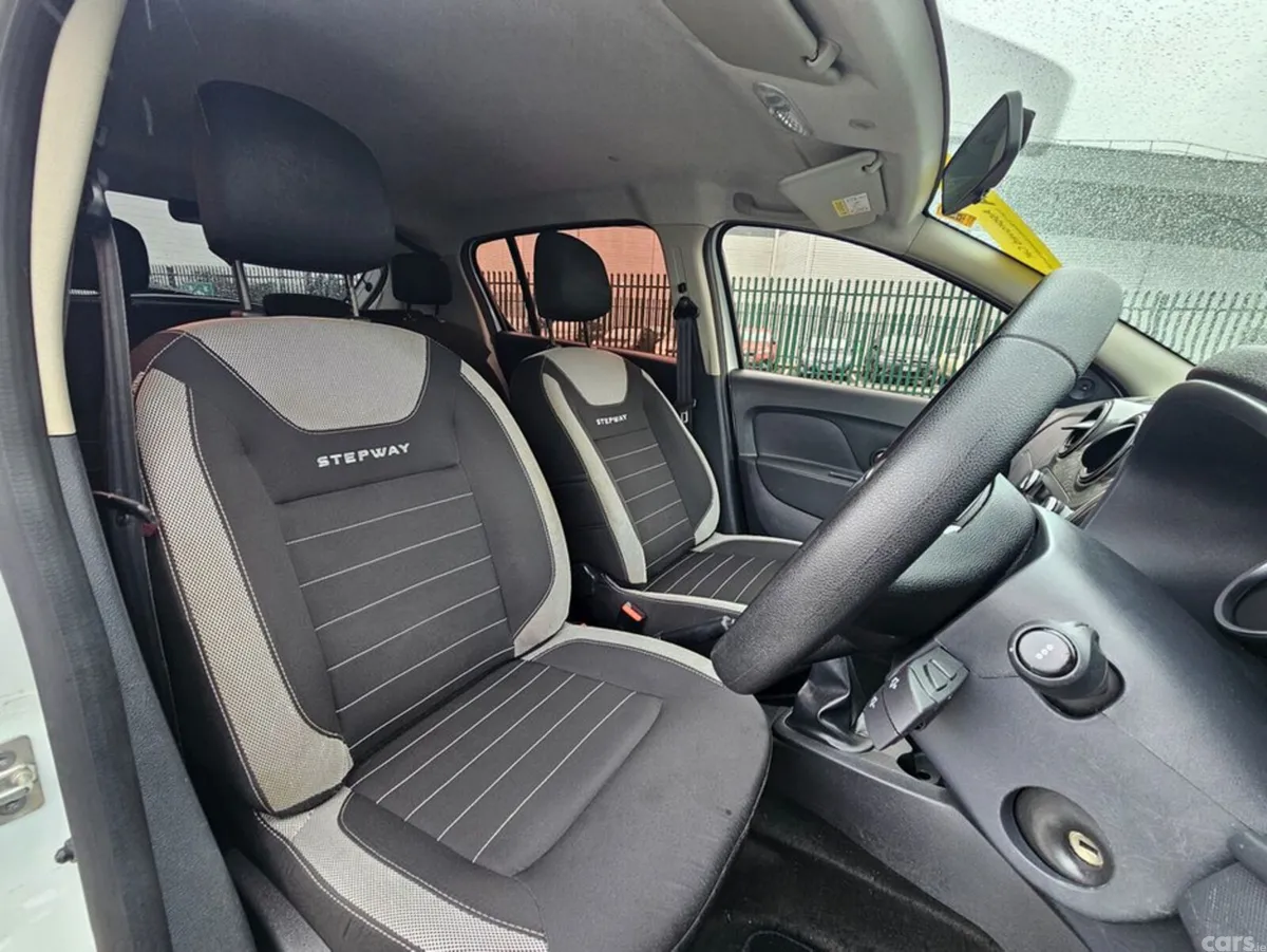 Dacia Sandero Hatchback, Petrol, 2020, White