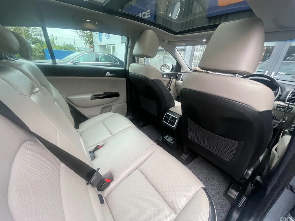 Kia Sportage MPV, Diesel, 2020, Grey