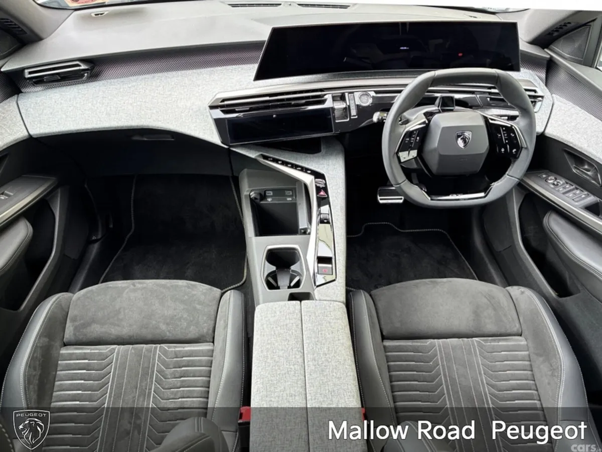 Peugeot 3008 MPV, Petrol, 2026, White