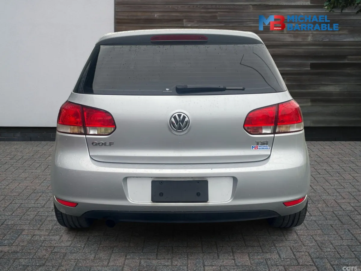 Volkswagen Golf Hatchback, Petrol, 2011, Silver