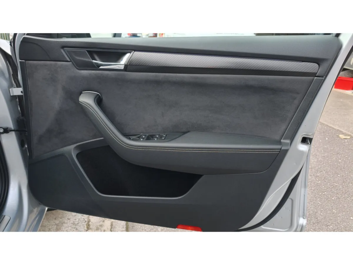 Skoda Superb Estate, Diesel, 2023, Grey