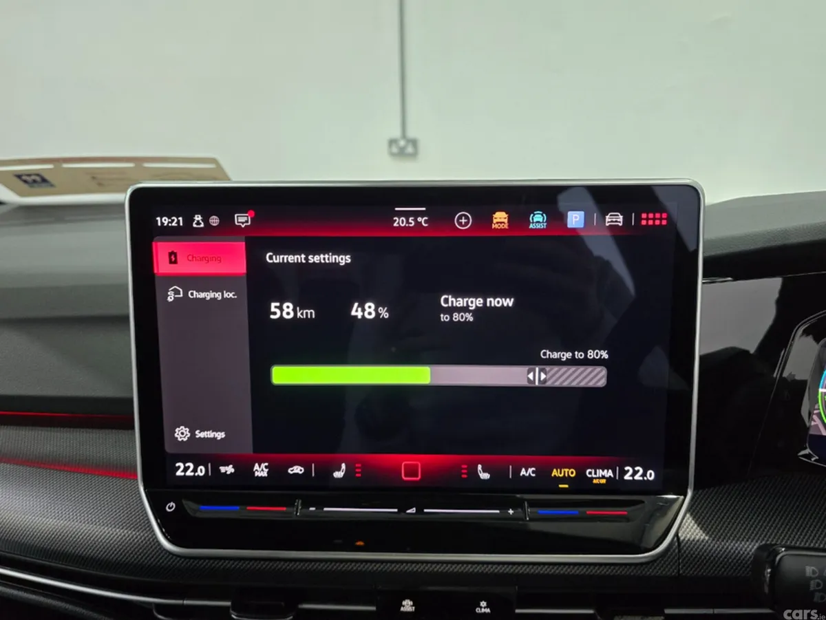Volkswagen Golf Hatchback, Petrol Plug-in Hybrid, 2025, White