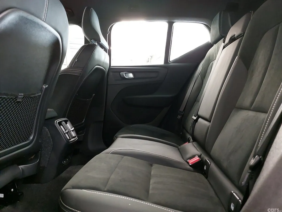 Volvo EX40 SUV, Electric, 2026, Silver