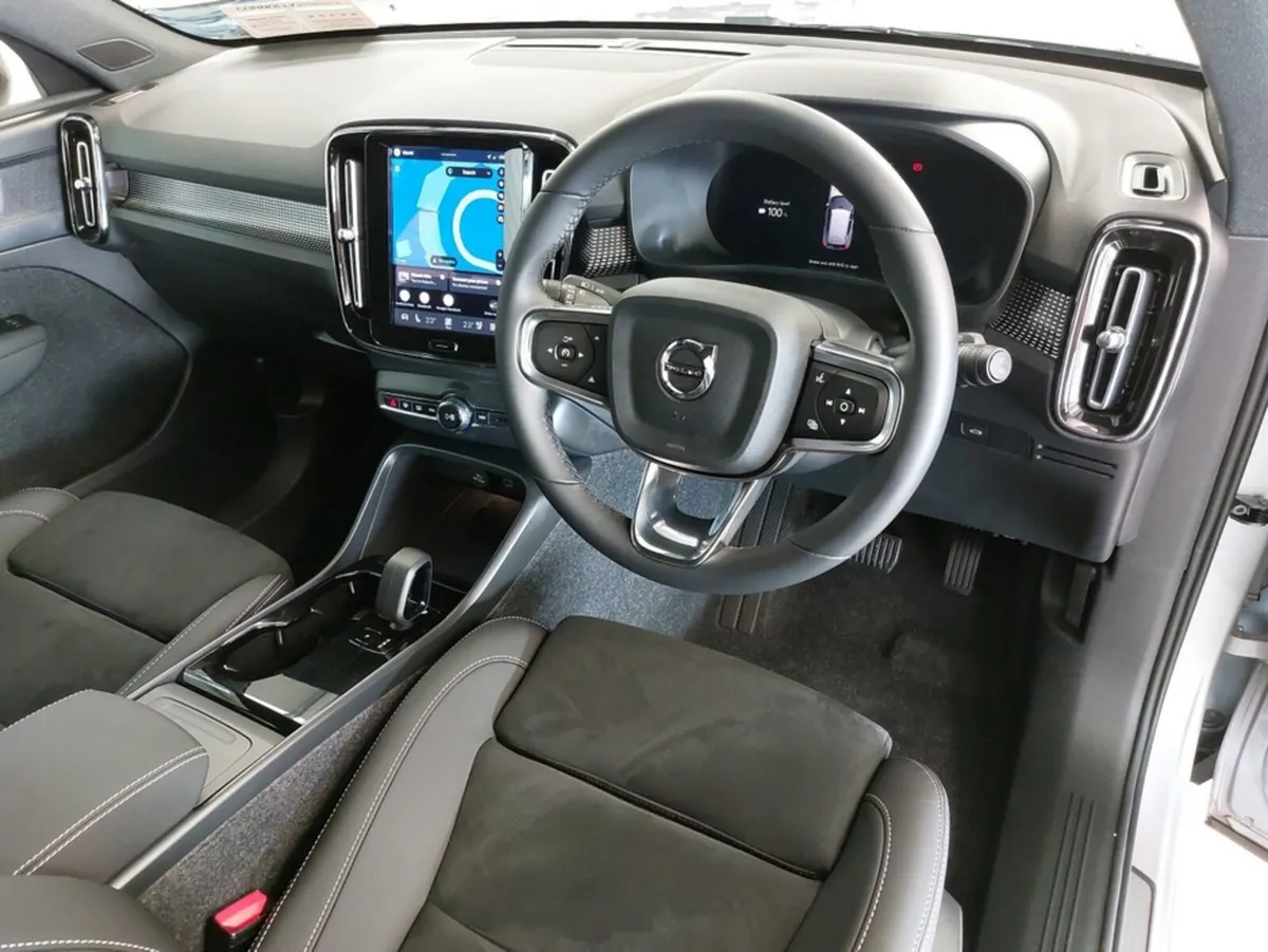 Volvo EX40 SUV, Electric, 2026, Silver
