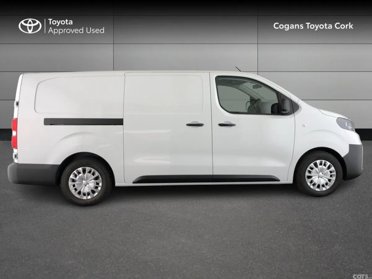 Toyota Proace Van, Electric, 2026, White