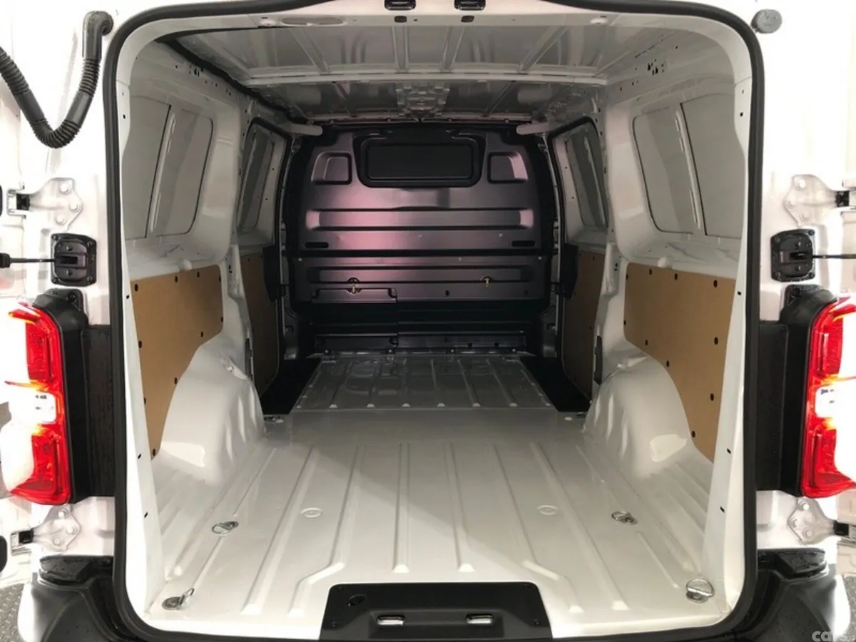 Toyota Proace Van, Electric, 2026, White