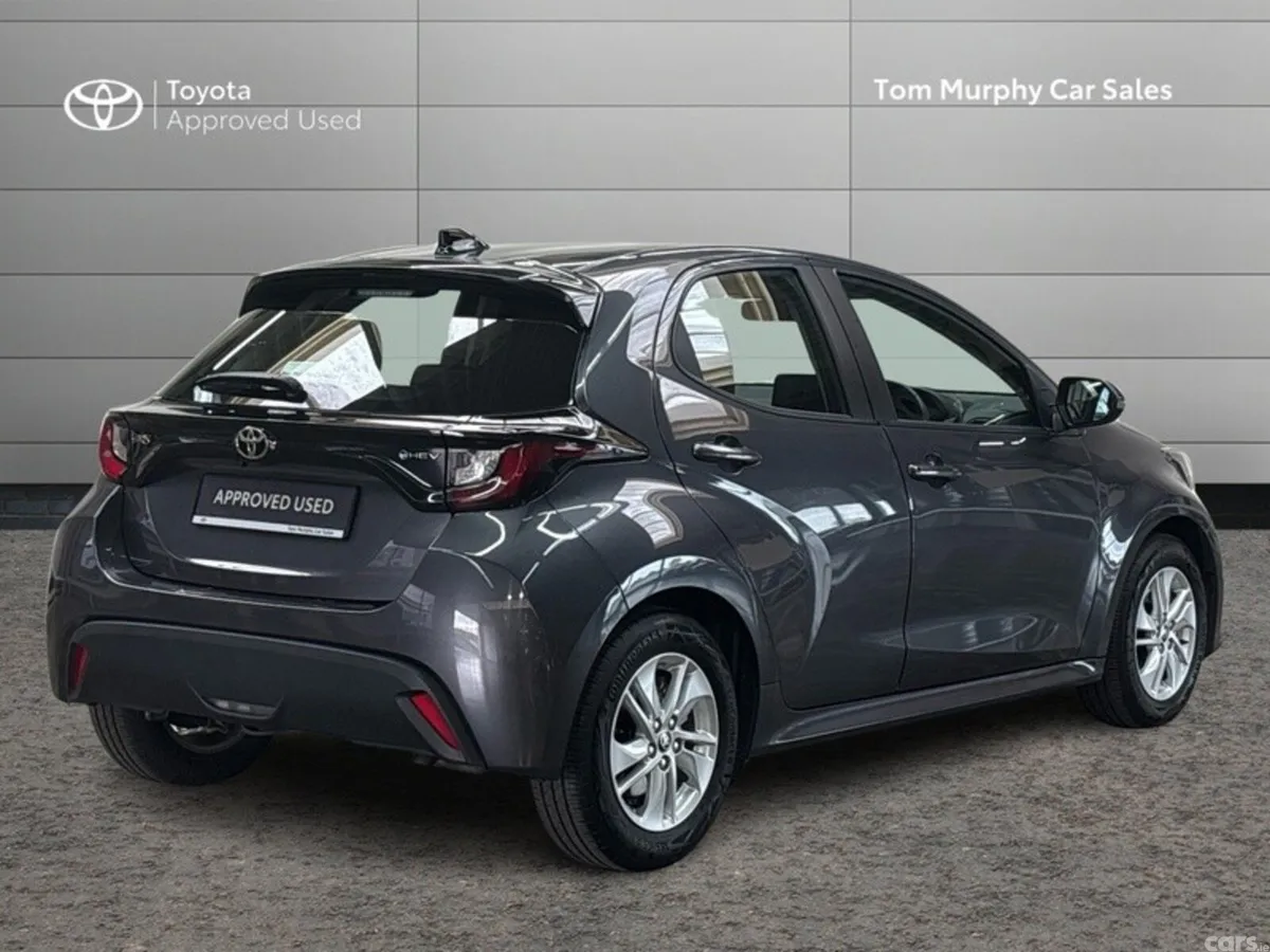 Toyota Yaris Hatchback, Petrol Hybrid, 2026, Grey