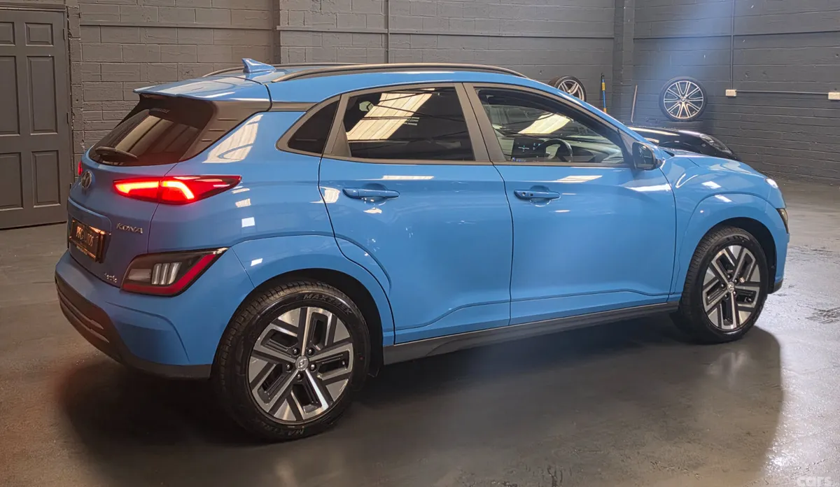 Hyundai KONA Hatchback, Electric, 2022, Blue