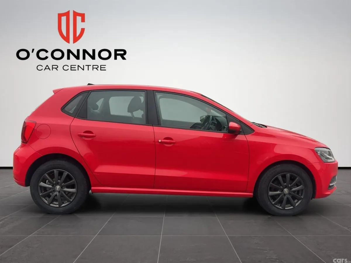Volkswagen Polo Hatchback, Petrol, 2016, Red