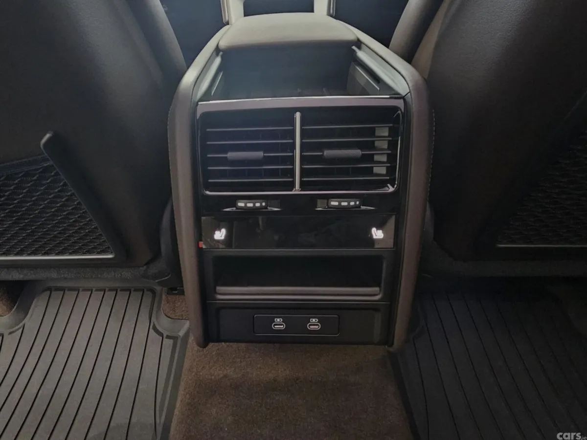 Porsche Cayenne Coupe, Electric, 2026, Green