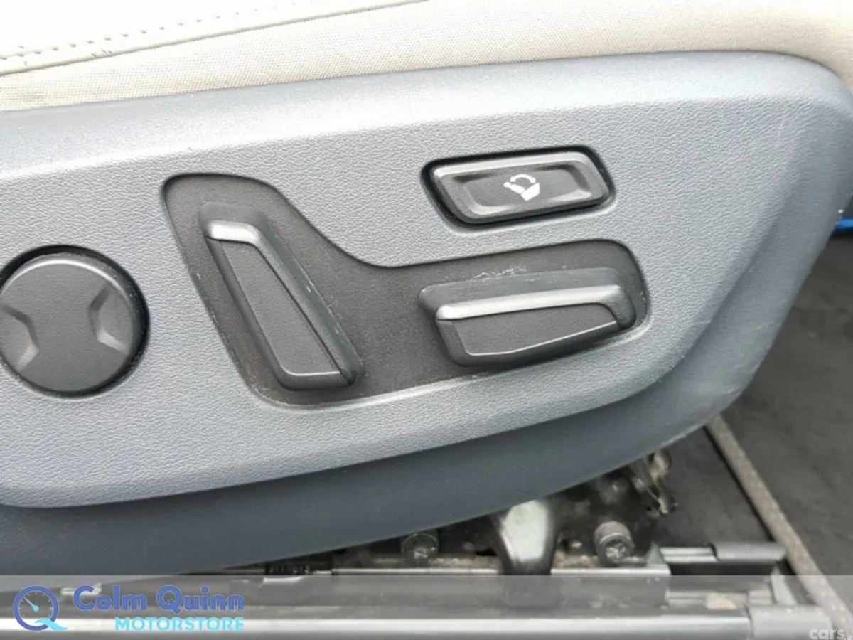 Kia EV6 MPV, Electric, 2022, White
