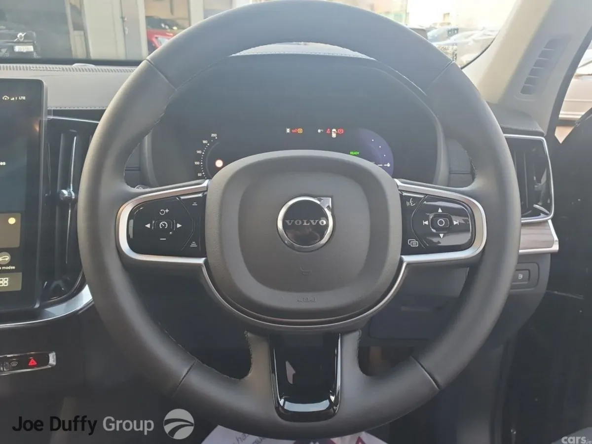 Volvo XC90 SUV, Petrol Plug-in Hybrid, 2025, Grey