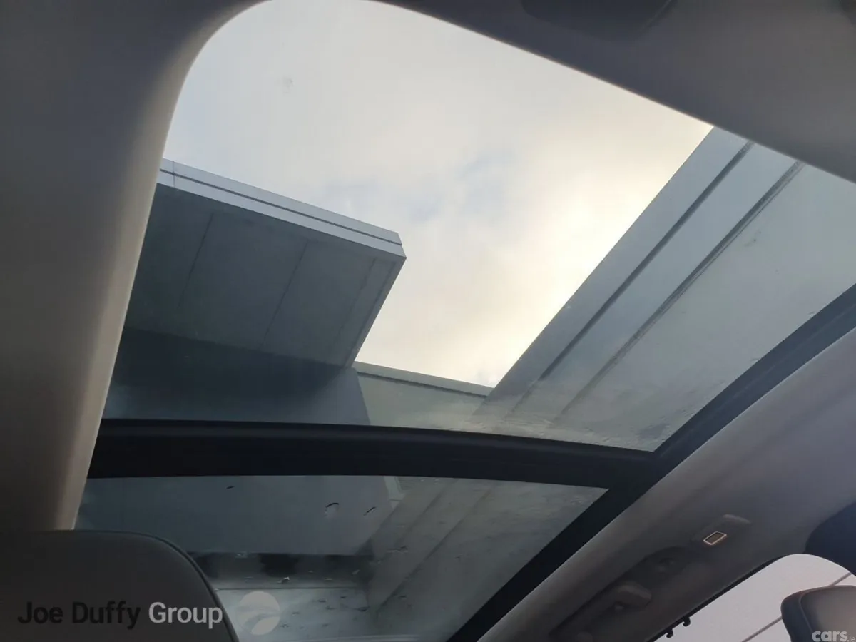Volvo XC90 SUV, Petrol Plug-in Hybrid, 2025, Grey