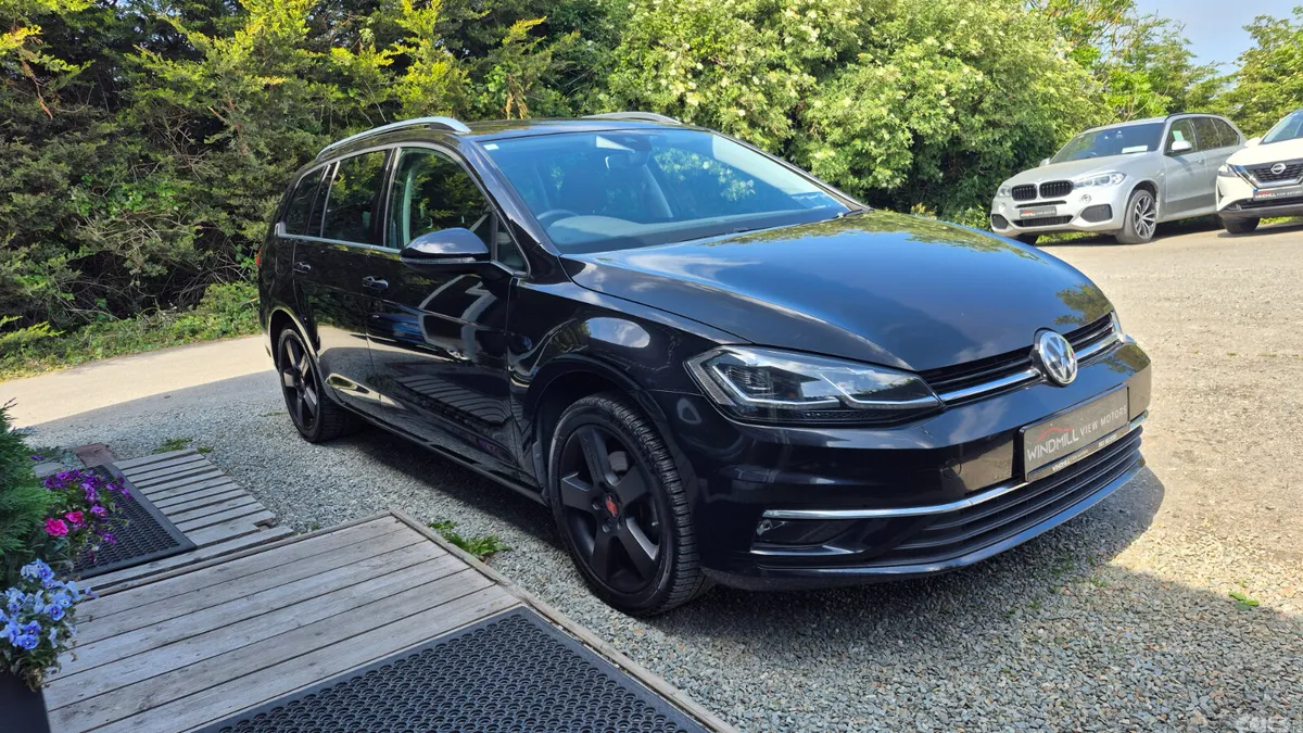 Volkswagen Golf Estate, Petrol, 2019, Black