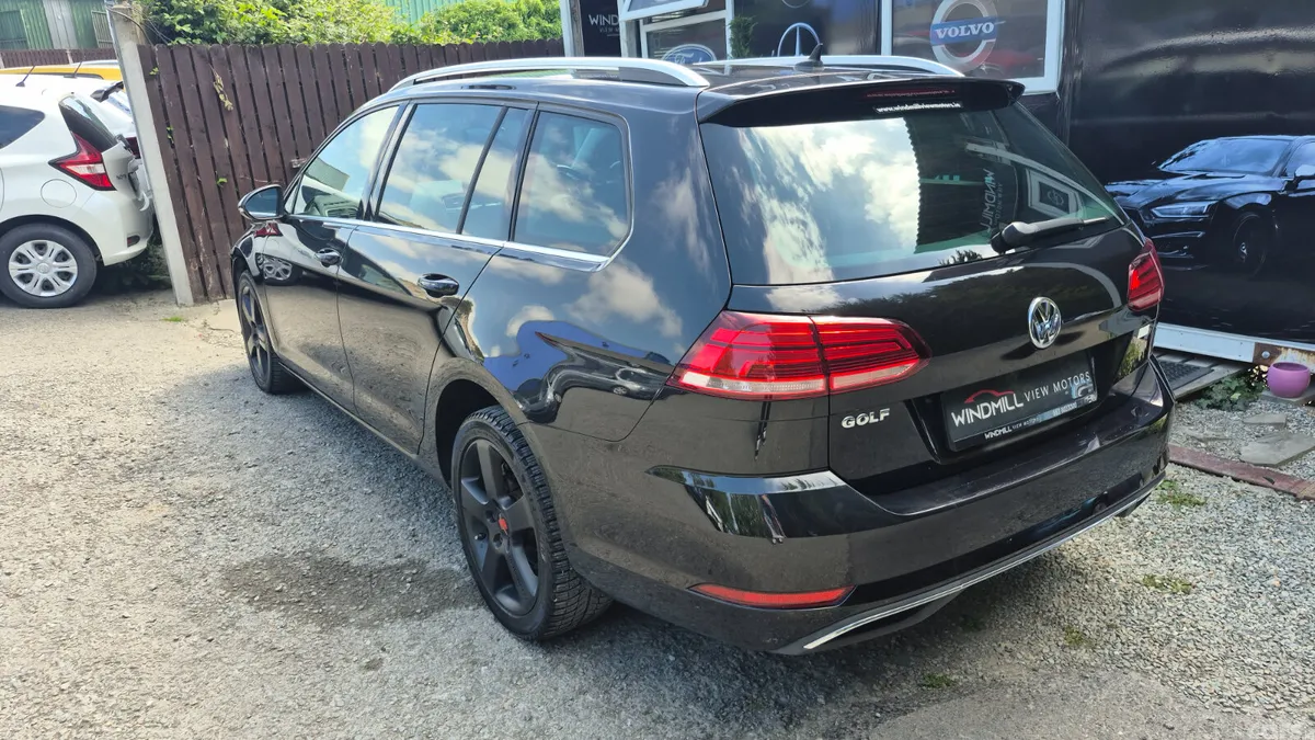 Volkswagen Golf Estate, Petrol, 2019, Black