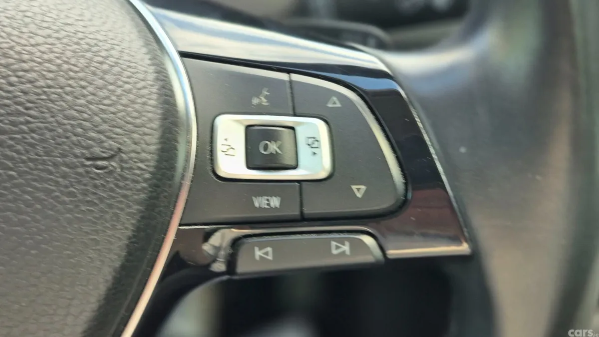 Volkswagen Golf Estate, Petrol, 2019, Black