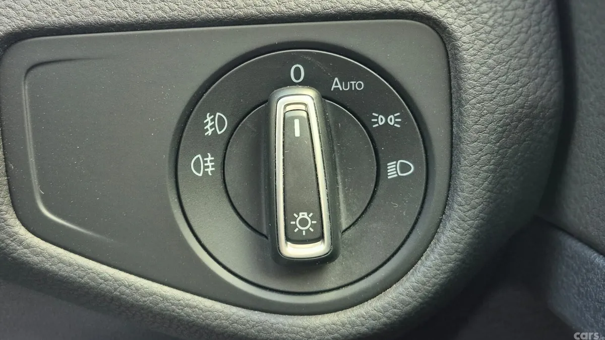 Volkswagen Golf Estate, Petrol, 2019, Black