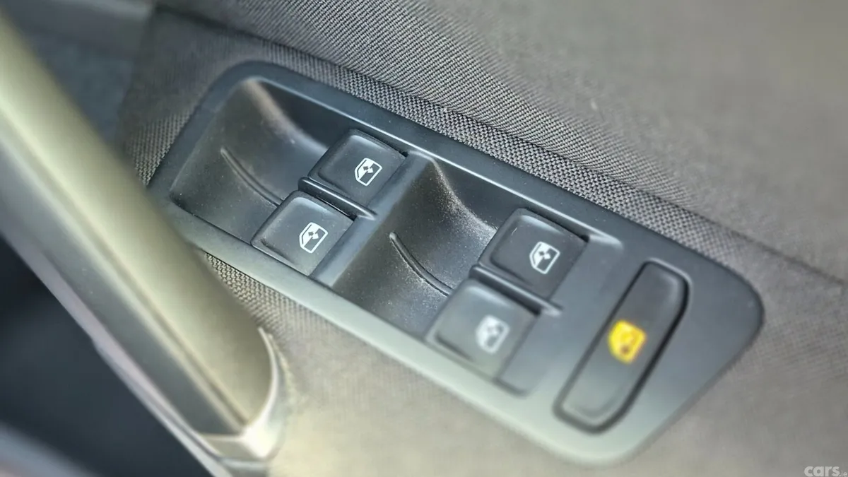 Volkswagen Golf Estate, Petrol, 2019, Black