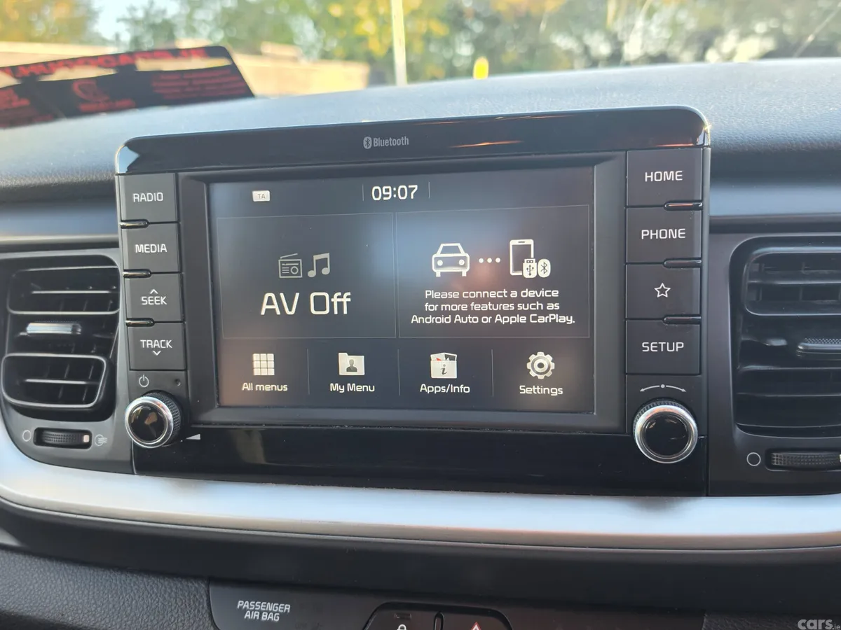 Kia Stonic Estate/Jeep, Diesel, 2018, Brown