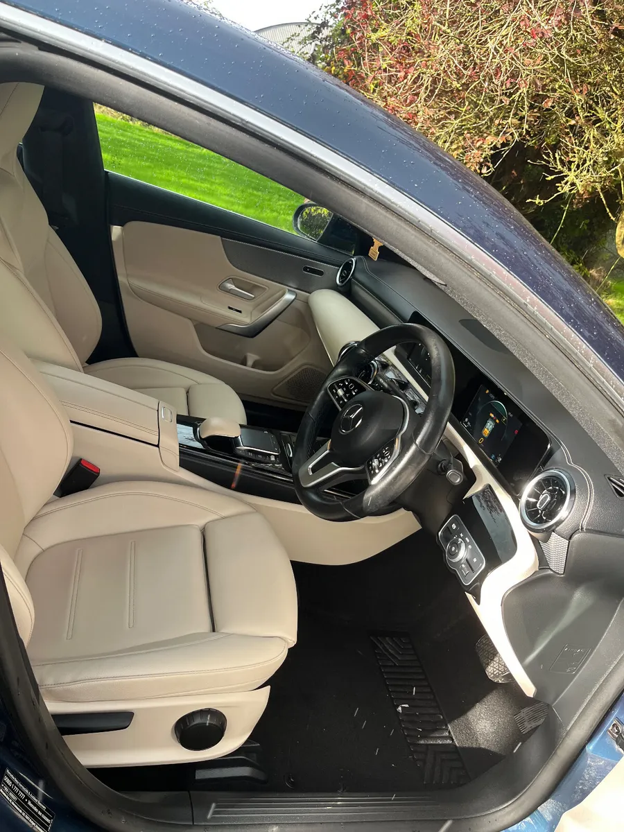 Mercedes-Benz CLA Saloon, Diesel, 2020, Blue