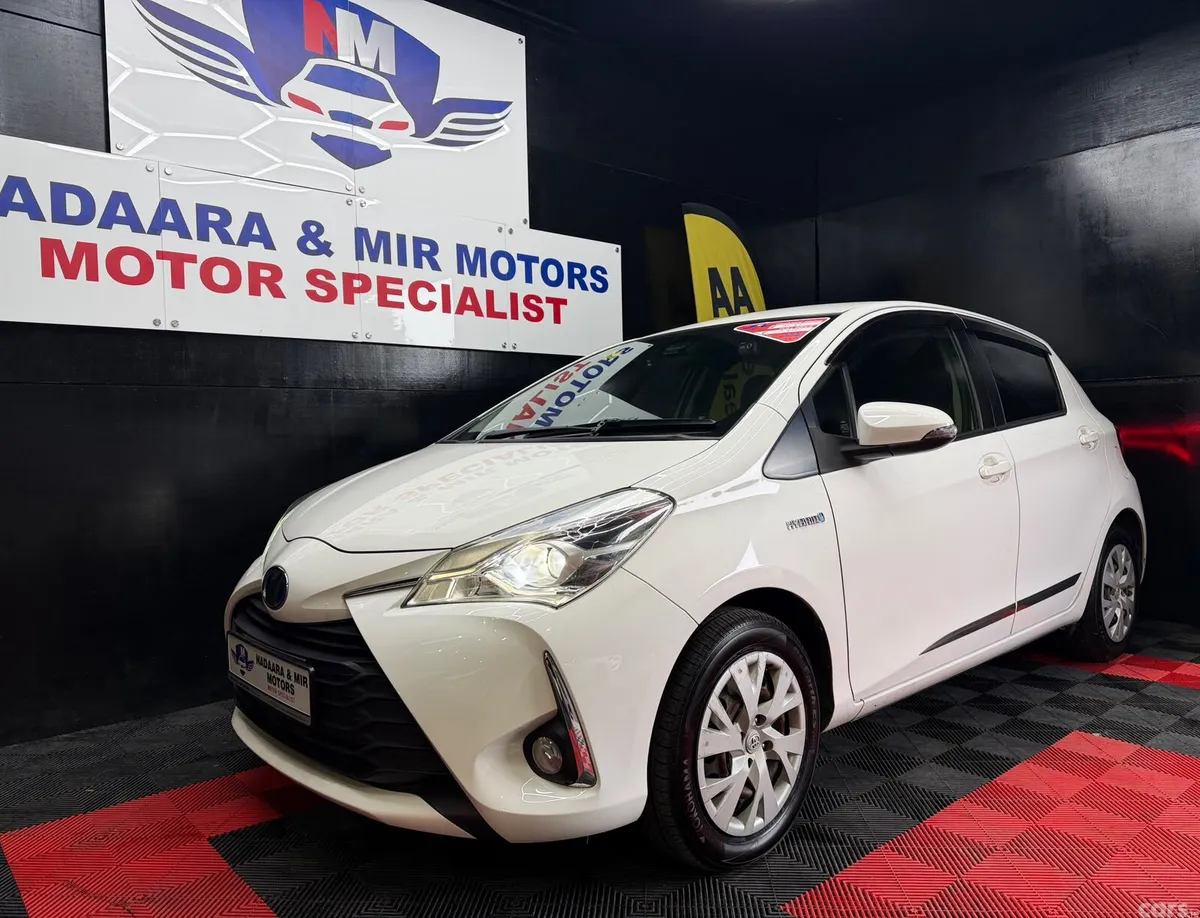 Toyota Vitz Hatchback, Petrol Hybrid, 2017, White