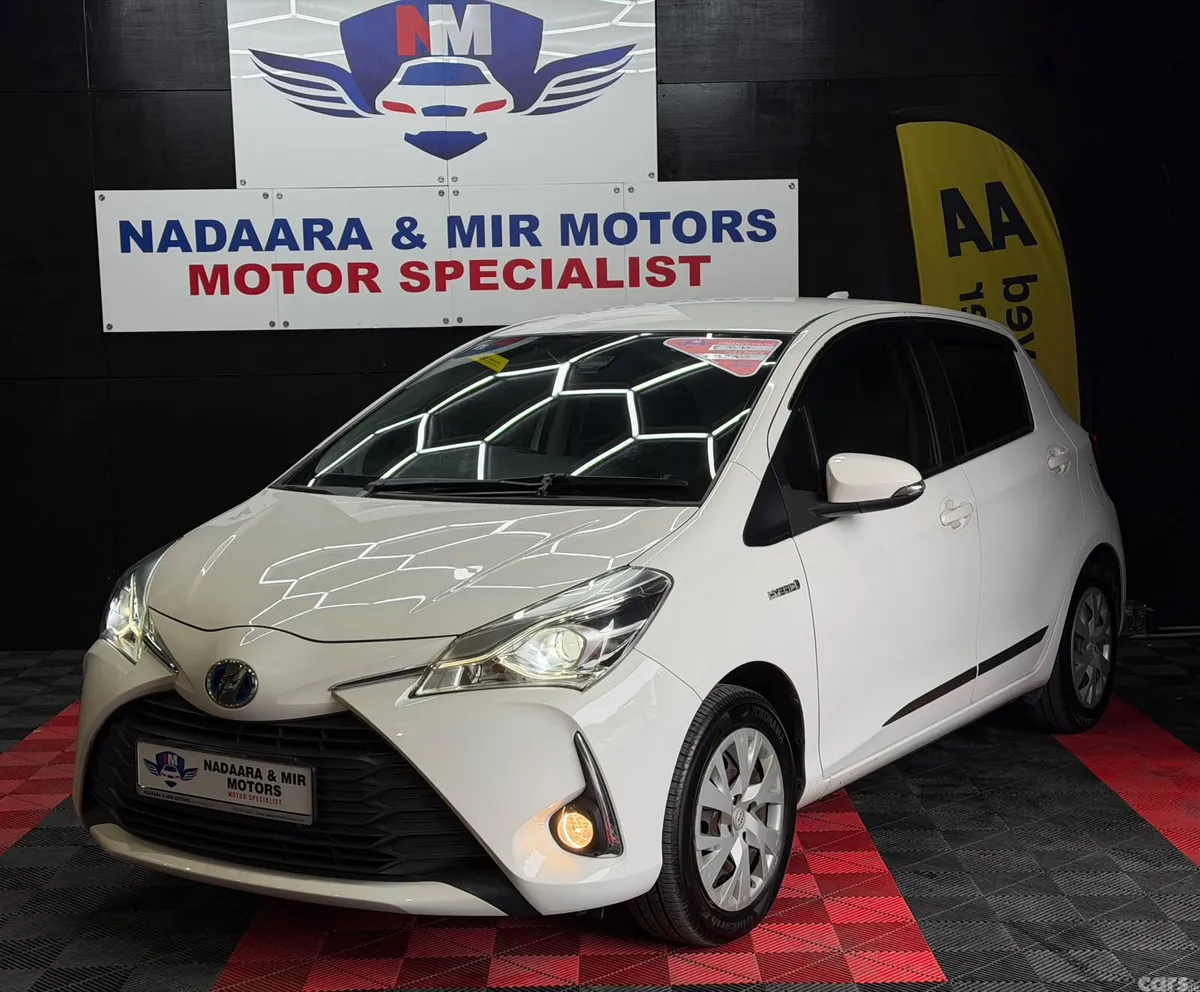 Toyota Vitz Hatchback, Petrol Hybrid, 2017, White