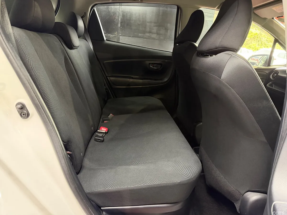 Toyota Vitz Hatchback, Petrol Hybrid, 2017, White
