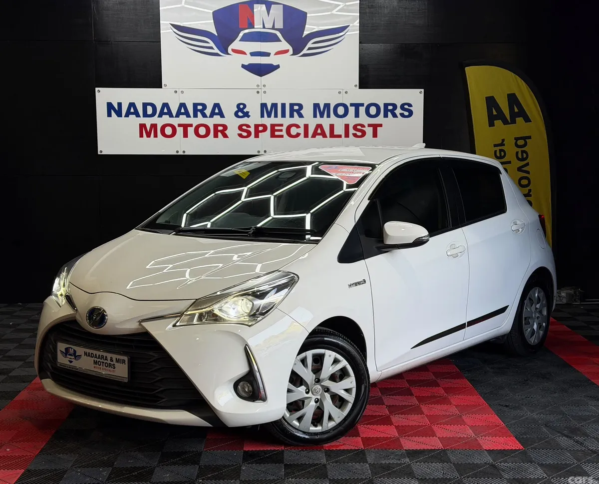 Toyota Vitz Hatchback, Petrol Hybrid, 2017, White