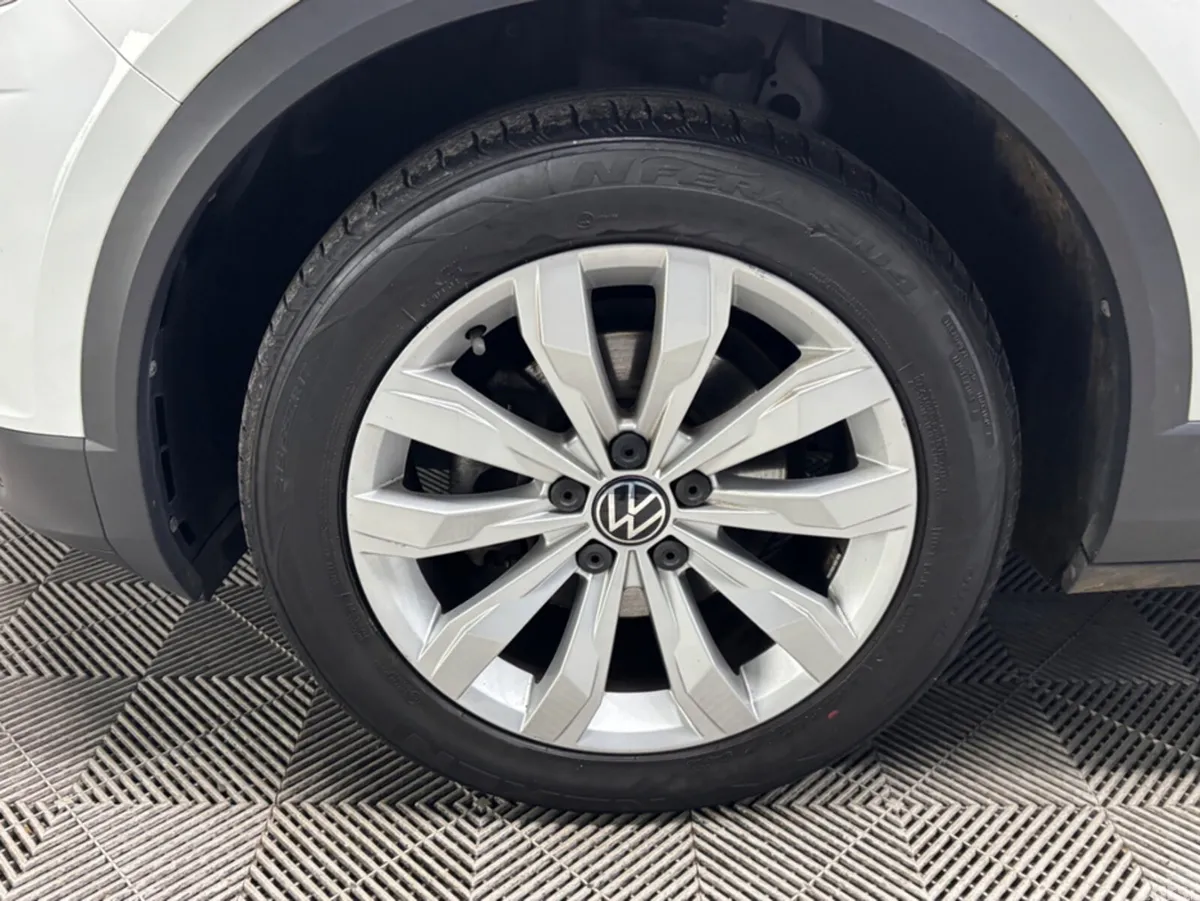 Volkswagen T-Roc SUV, Petrol, 2022, White