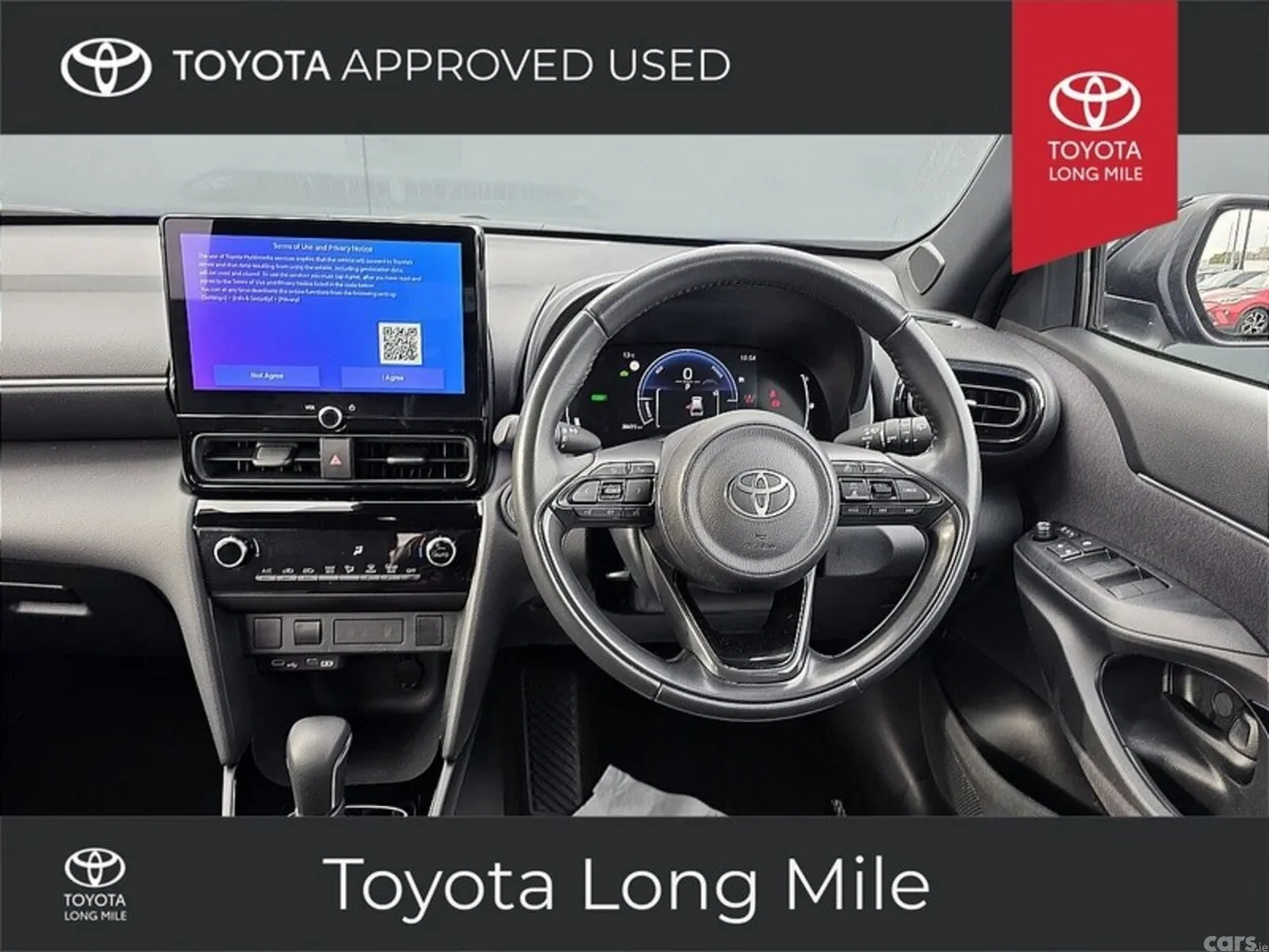 Toyota Yaris Cross Hatchback, Petrol Hybrid, 2025, Blue
