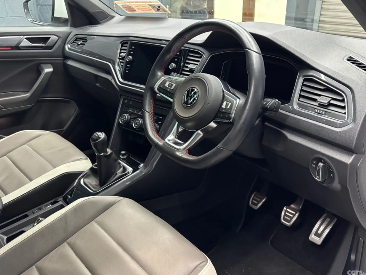 Volkswagen T-Roc SUV, Petrol, 2022, White