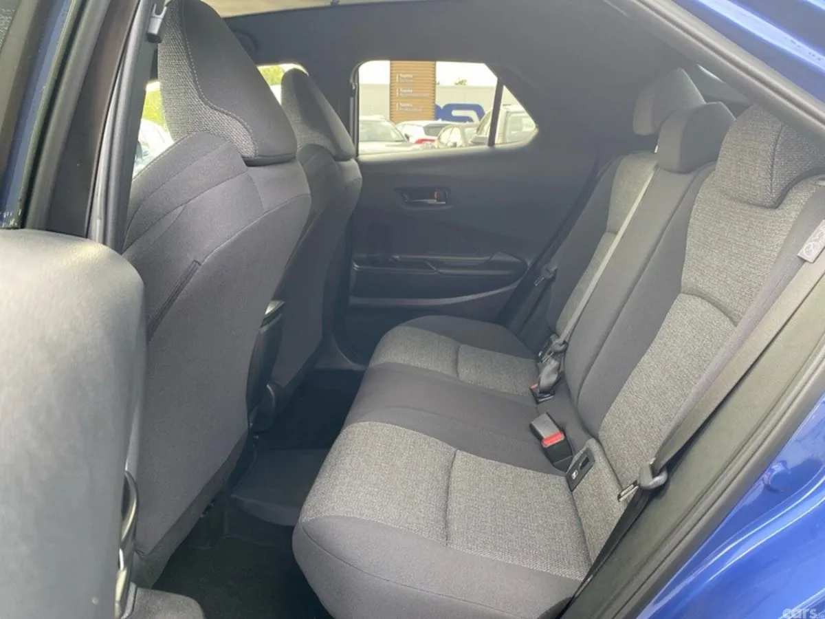 Toyota C-HR Hatchback, Petrol Plug-in Hybrid, 2026, Blue