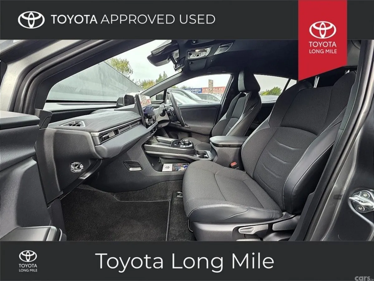 Toyota C-HR Estate, Electric, 2026, Green