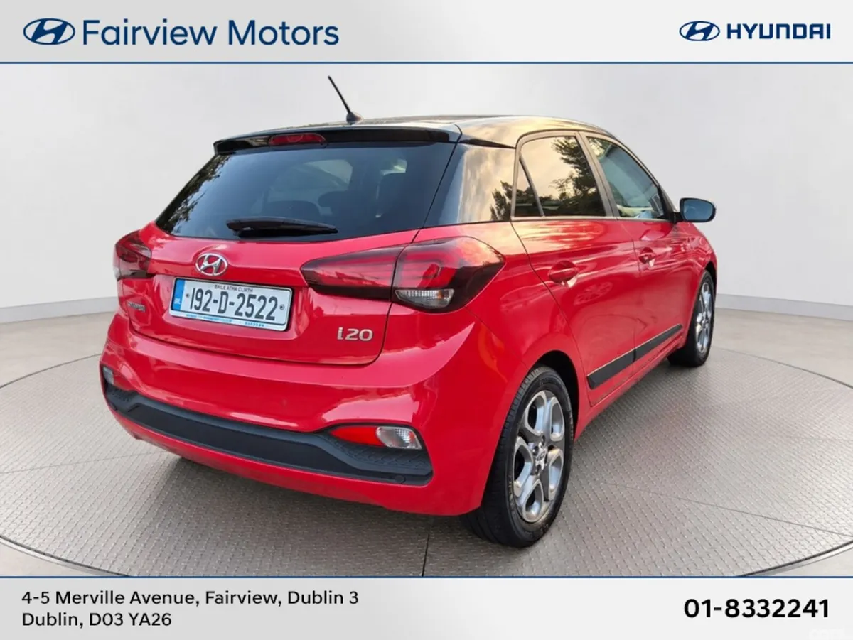Hyundai i20 Hatchback, Petrol, 2019, Red