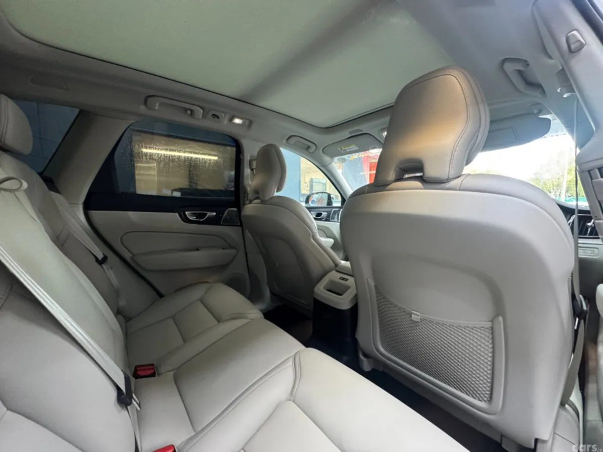 Volvo XC60 SUV, Petrol Plug-in Hybrid, 2024, White