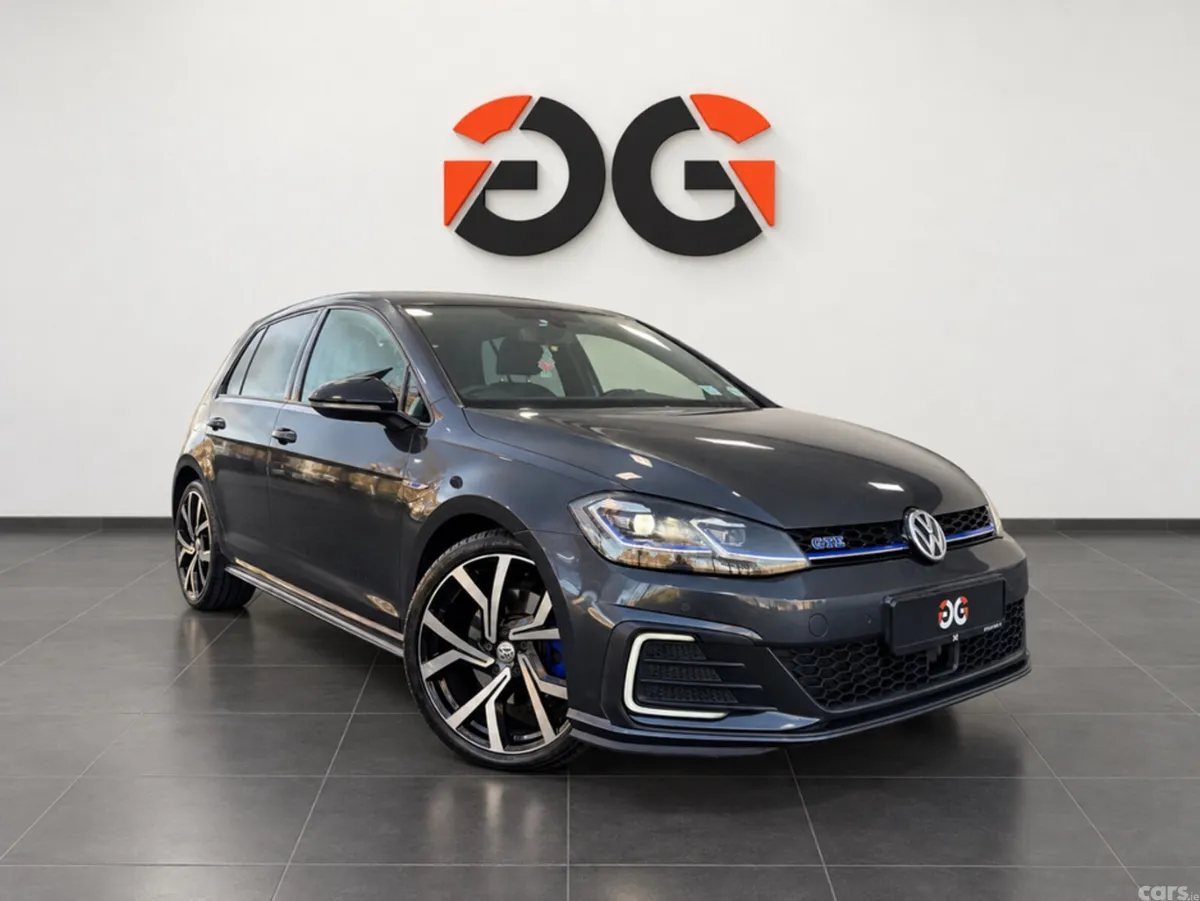 Volkswagen Golf Hatchback, Petrol Plug-in Hybrid, 2020, Blue