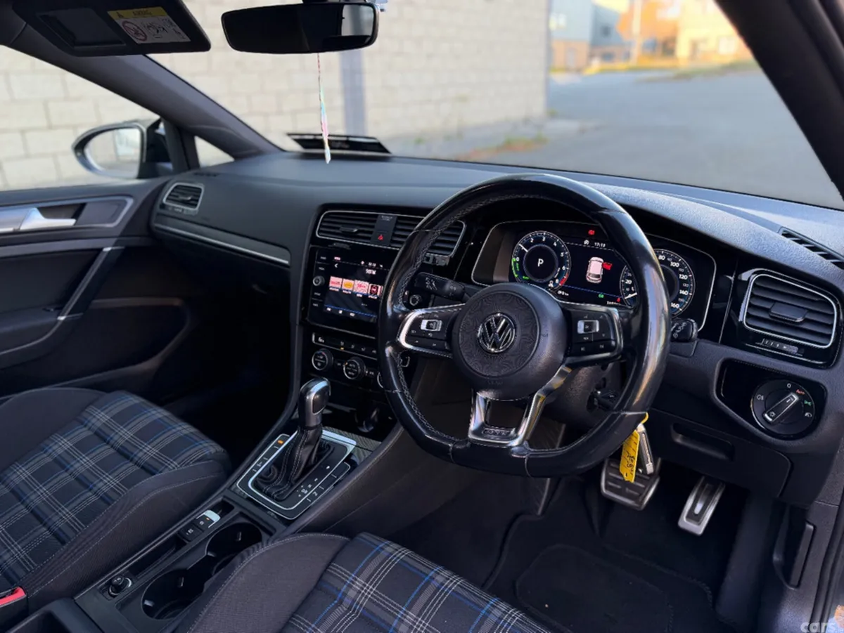 Volkswagen Golf Hatchback, Petrol Plug-in Hybrid, 2020, Blue