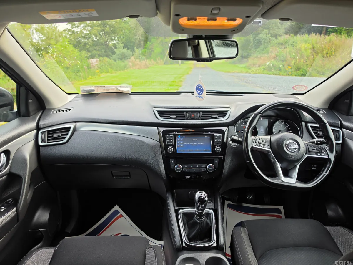 Nissan Qashqai Hatchback, Diesel, 2019, Black