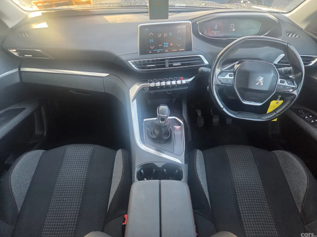 Peugeot 3008 Hatchback, Diesel, 2019, Grey