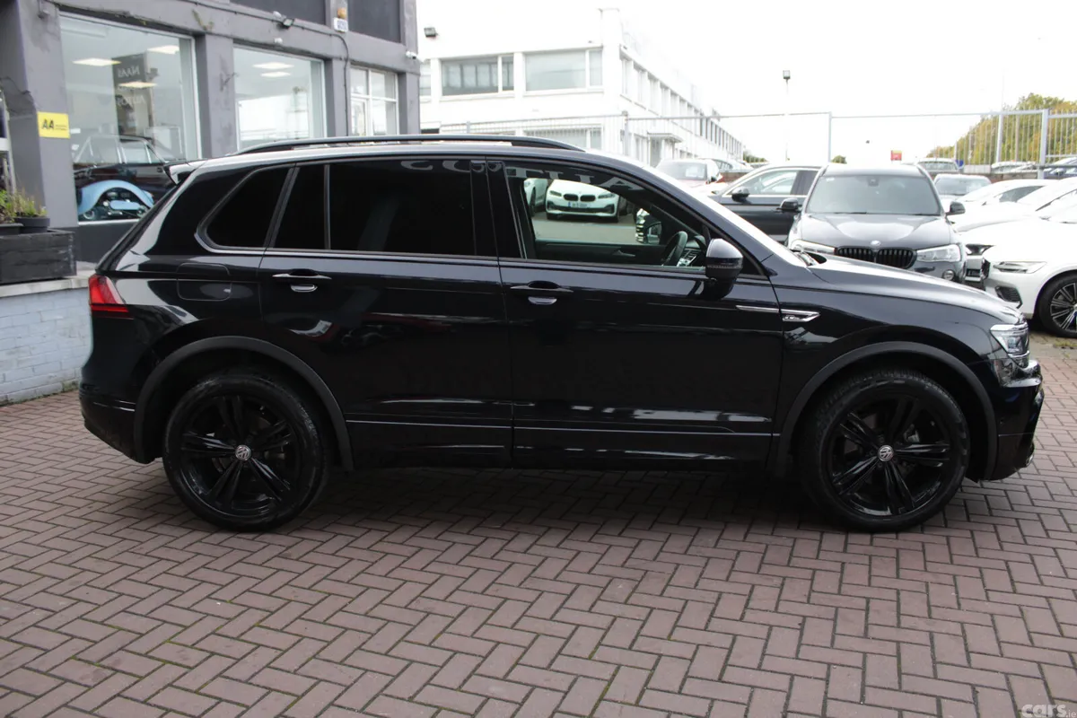Volkswagen Tiguan Estate, Diesel, 2020, Black