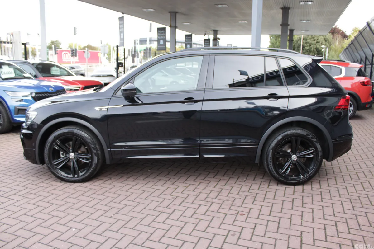 Volkswagen Tiguan Estate, Diesel, 2020, Black