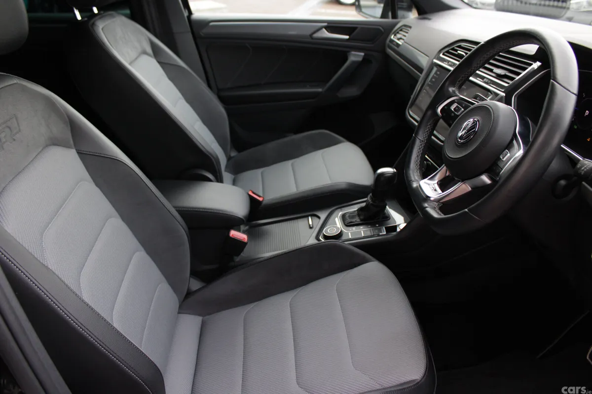 Volkswagen Tiguan Estate, Diesel, 2020, Black