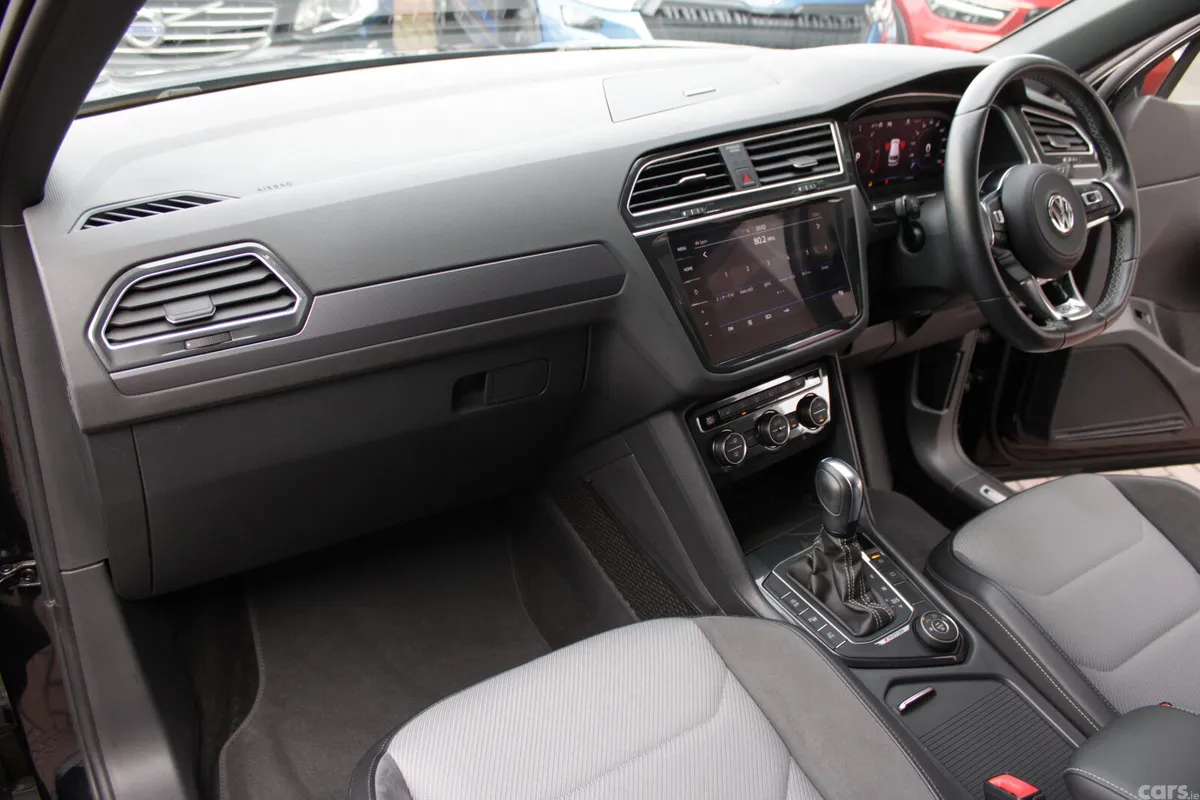 Volkswagen Tiguan Estate, Diesel, 2020, Black