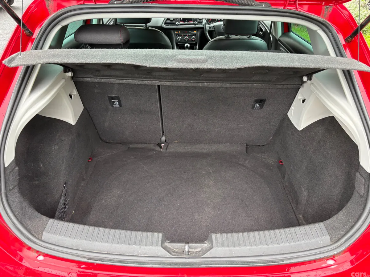 SEAT Leon Estate, Diesel, 2015, Red