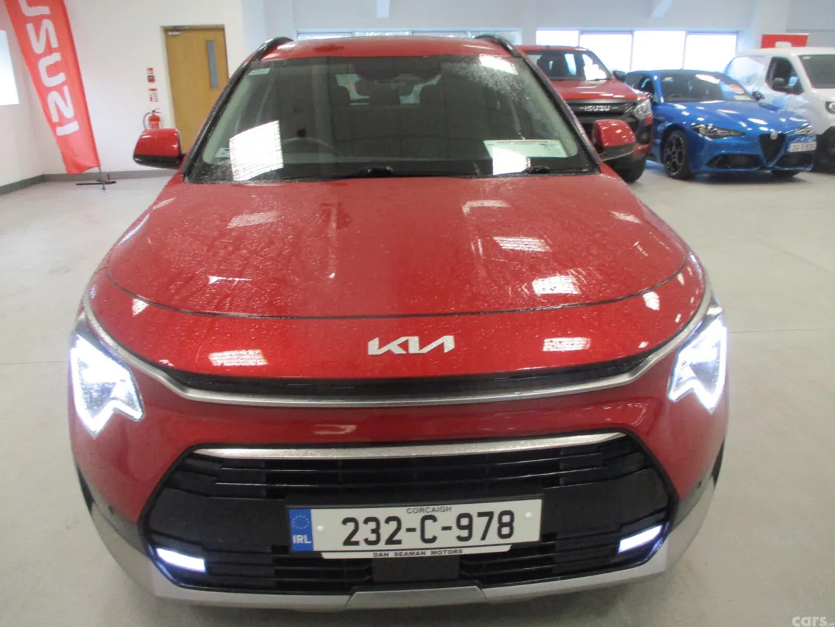 Kia Niro SUV, Petrol Plug-in Hybrid, 2023, Red