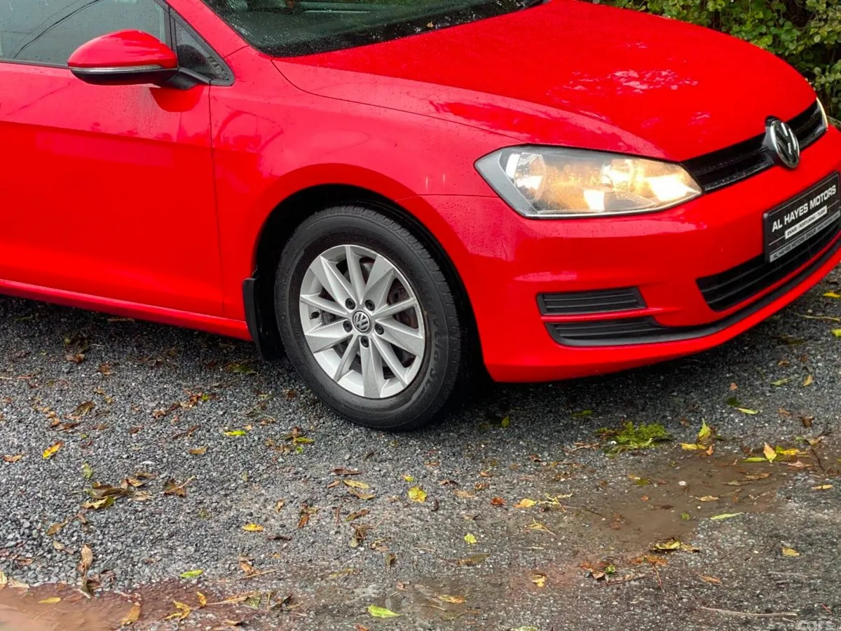 Volkswagen Golf Hatchback, Diesel, 2014, Red