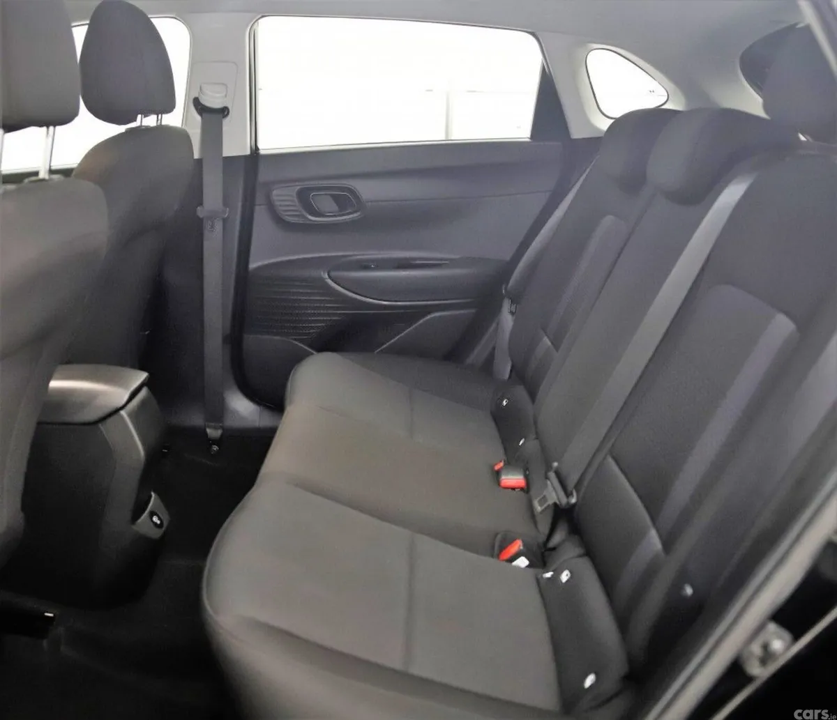 Hyundai i20 Hatchback, Petrol, 2024, Grey