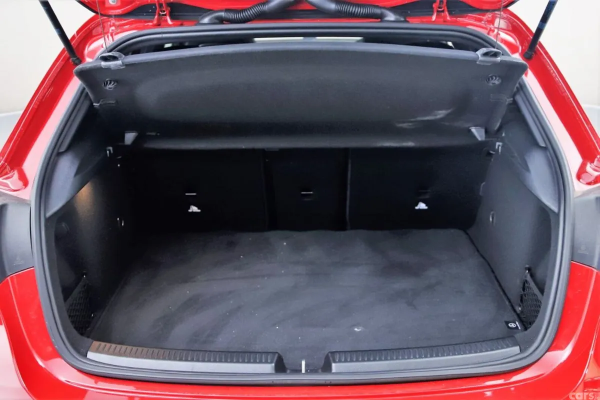Mercedes-Benz A-Class Hatchback, Petrol, 2021, Red
