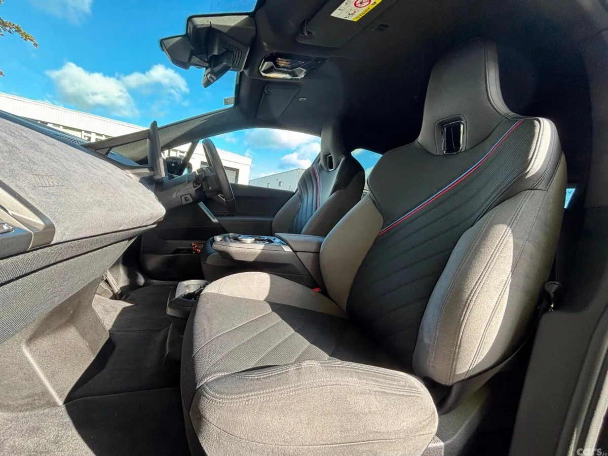 BMW iX SUV, Electric, 2026, Black